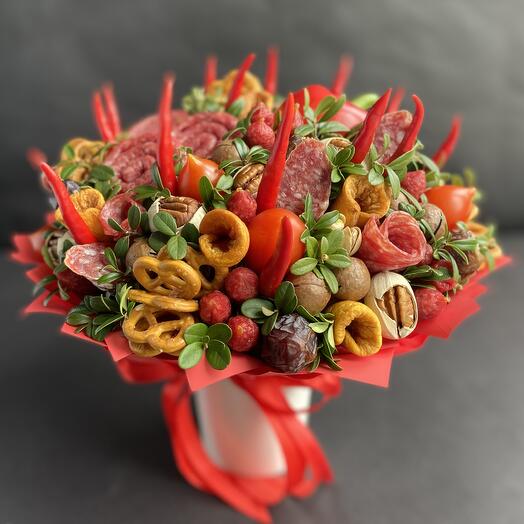 Мясной с орехами и сухофруктами