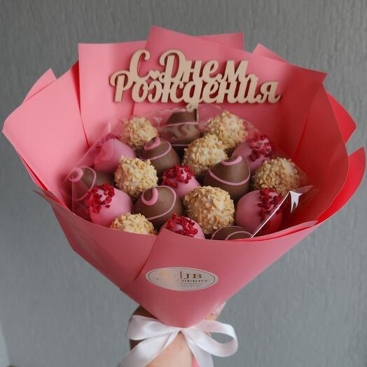 Букет клубника в шоколаде 19шт с топпером С Днём Рождения 🎀