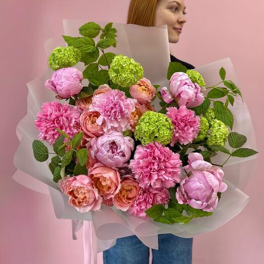 Премиум букет «Фея пионов» 🍀