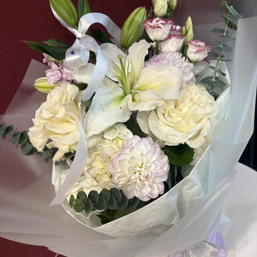 Нежный авторский букет