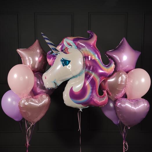 Composition of balloons with a lilac unicorn head