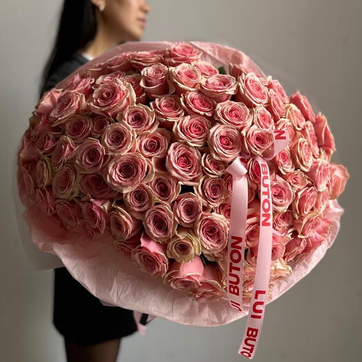 Букет "101 роза джералдин"
