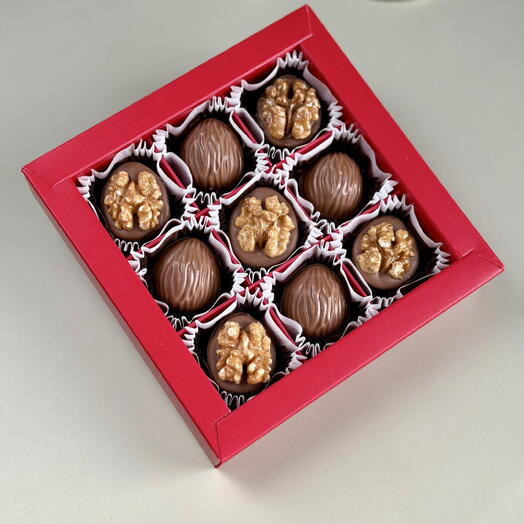 Конфеты шоколадные в подарок, орехи 9