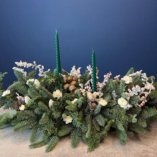 Огромный новогодний президиум