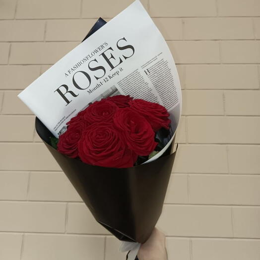 7 красных роз ROSES