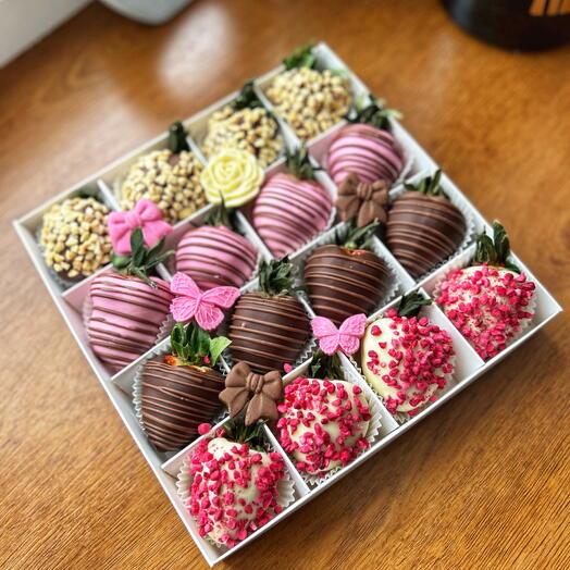 Клубника в шоколаде 16 ягод