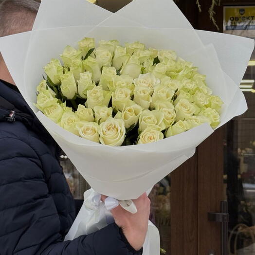 White roses 🩵🩵