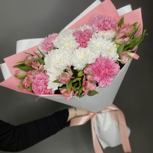 Букет с альстромерией 🌸