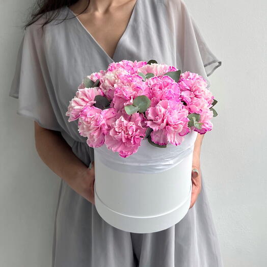 Шляпная коробка фуксия гвоздик (N145)