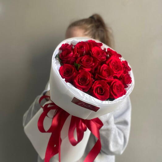 Розы красные букет подарок