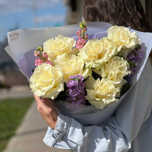 Букет Дофаминовый Для прекрасной улыбки (Роза французская , маттиола