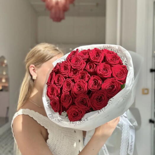 Букет от студии «TIFFANY» красные розы//27