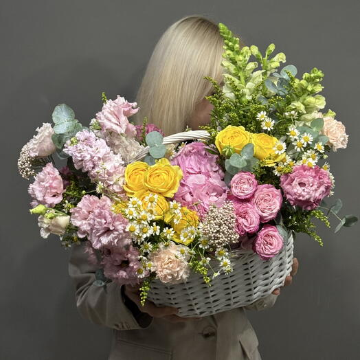 Корзина с цветами «Лето» 156