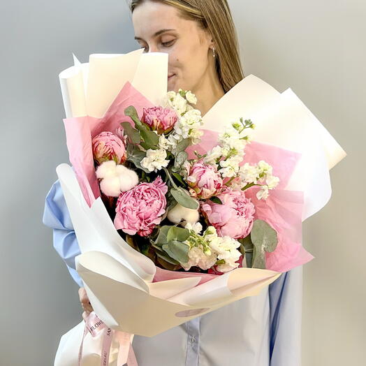 🌸Букет с пионами и маттиолой🌸