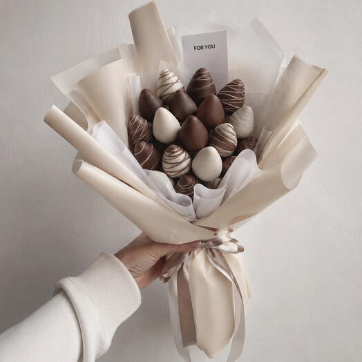 Букет из клубники в шоколаде 19 ягод Ritzy