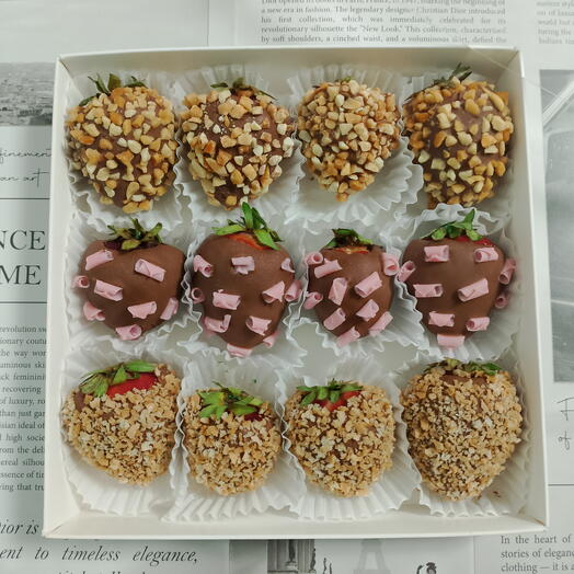 Клубника в шоколаде (12-16 ягод)