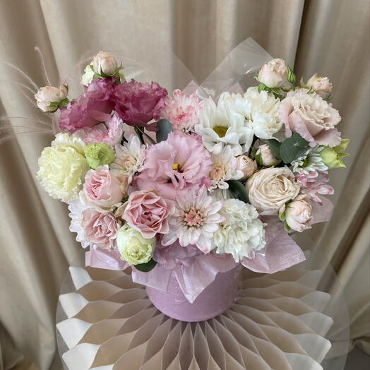 Композиция с эустомой и хризантемой💕