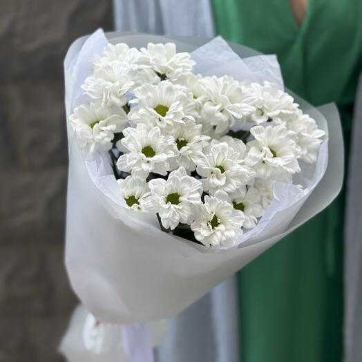 Букет из 3х кустовых хризантем