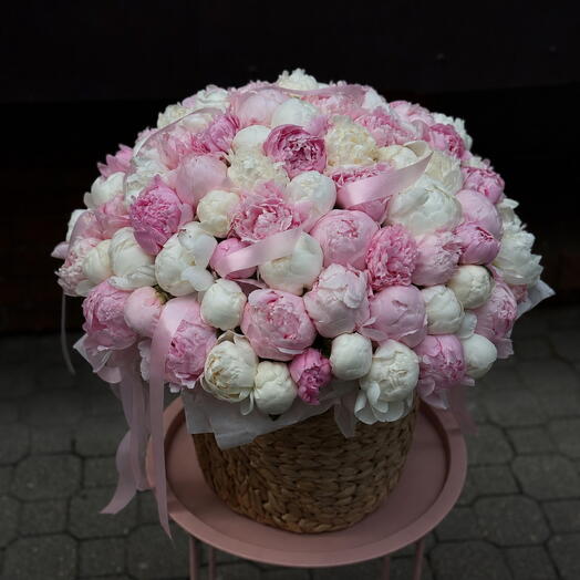 101 Peony Basket