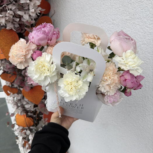 Прекрасная сумочка Bloom room 🌿🌸 пион, диантус, альстромерия