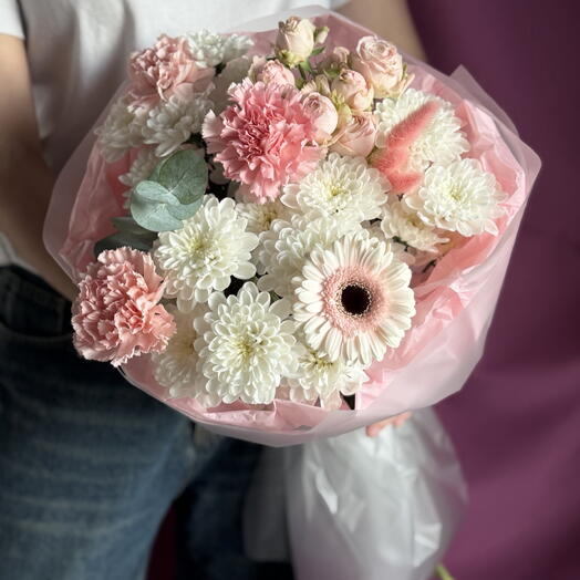 Букет с герберой и диантусами 🌸