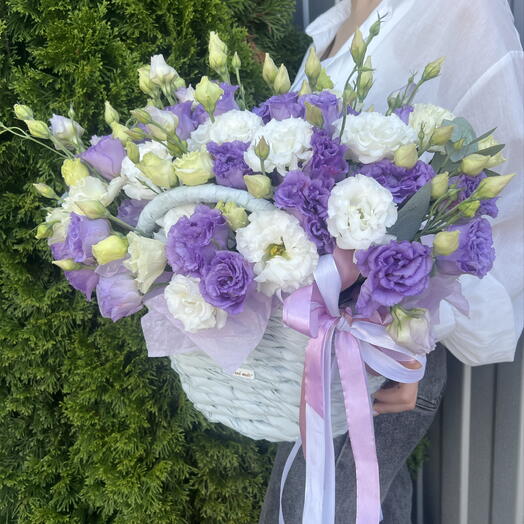 Корзина с лавандой эустомой💐