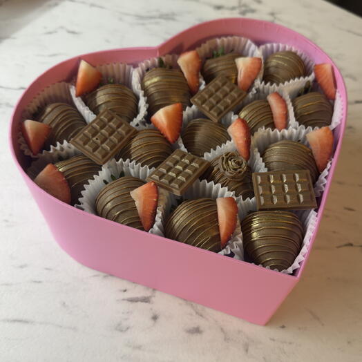 Сердце розовое классика