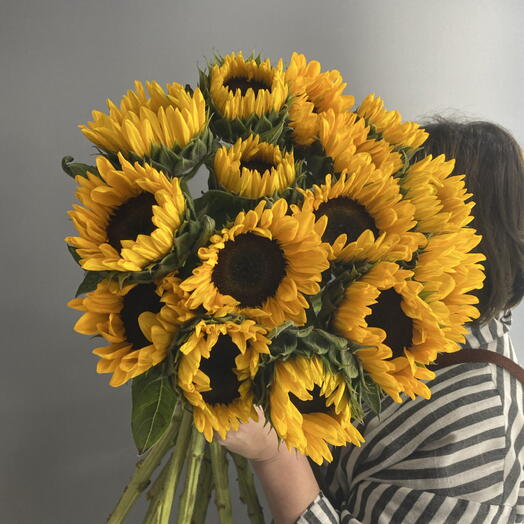 Монобукет солнечный 💛 яркие подсолнухи 🌻🌻🌻 15 шт