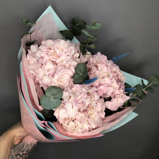 Букет воздушных розовых гортензий с эвкалиптом и лагурусом🌸☘️🌸☘️🌸