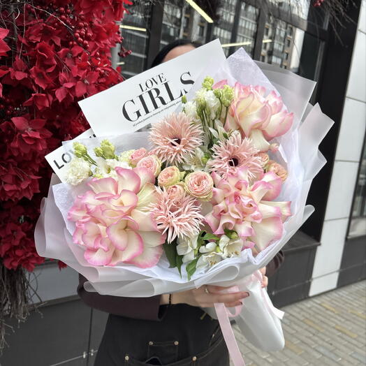 Нежный букет с герберами🌸💞