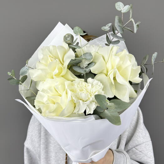 Bouquet "Harmony of white"