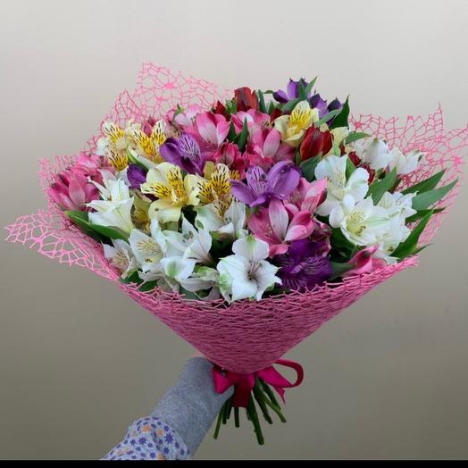 Bouquet of pink roses