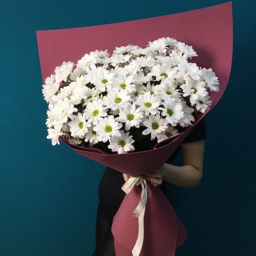 Bouquet of 11 white chrysanthemums in foamiran
