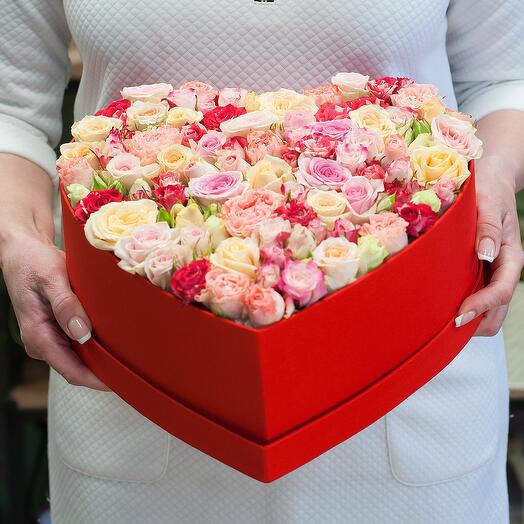 A box of bush roses I love you
