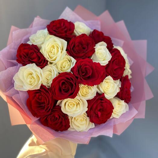 Моно 25 роз со средним Бутоном