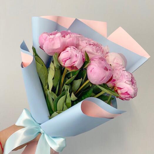 ✅ 9 peonies