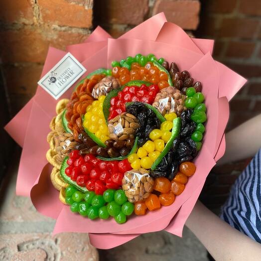 Съедобный букет из сухофруктов и орехов "Берега Танзании"