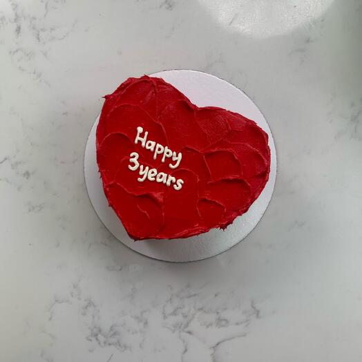 Торт кремовый в форме сердца