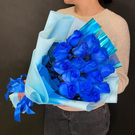 15 синих роз