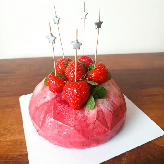 Mousse tortu "Çiyələk ilə 🍫"