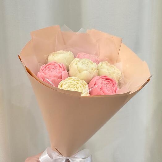 Букет з півоній