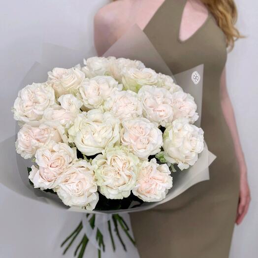 Монобукет из 19 кружевных белых роз Cotton X-Pression (Коттон Экспрешн)