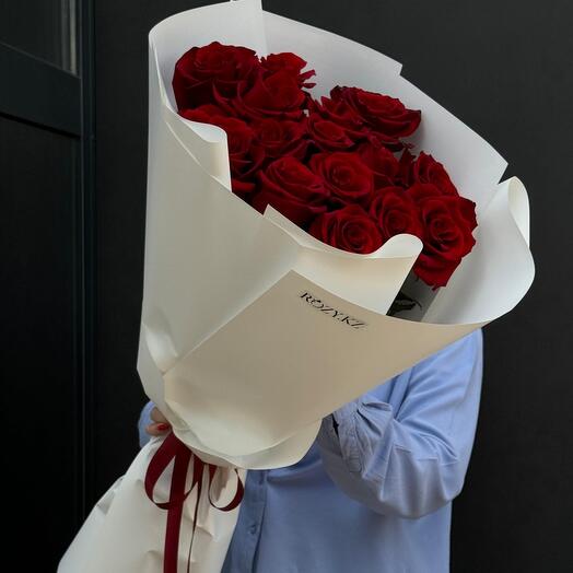 Букет из 15 метровых роз