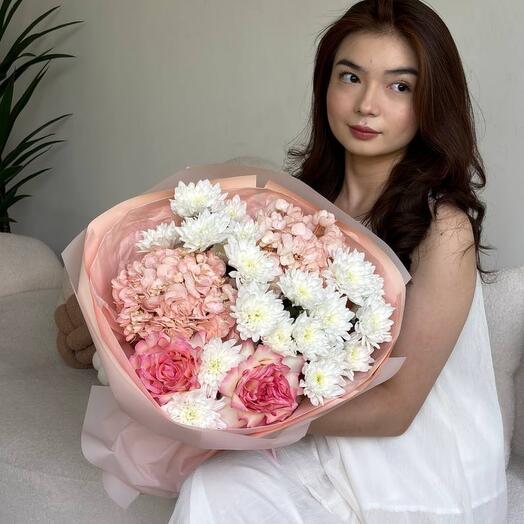 Нежный евро букет