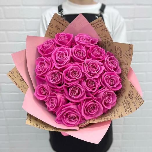 Bouquet of 19 pink roses in a design design 50 cm