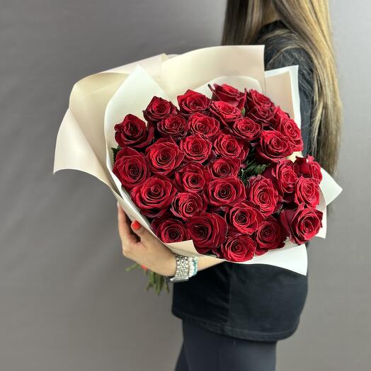 Букет цветов из  33 красных роз X
