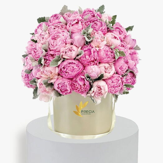 Extravagant Pink Peony box