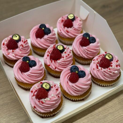 Капкейки с малиной 9шт