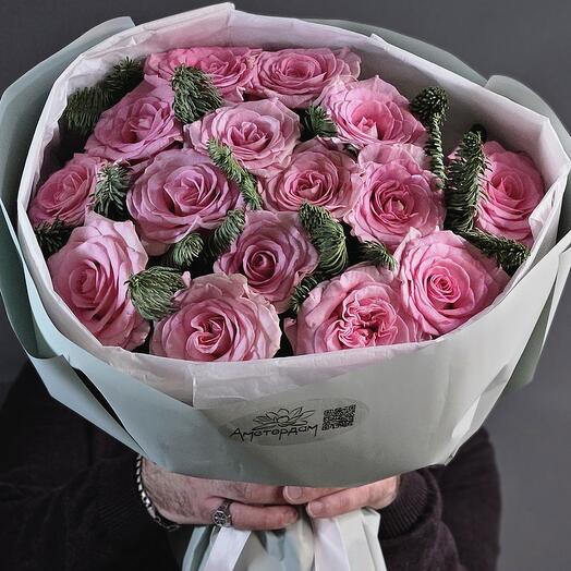 Розы с нобилисом