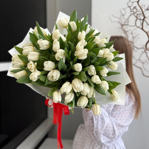 Букет из 51 белого тюльпана